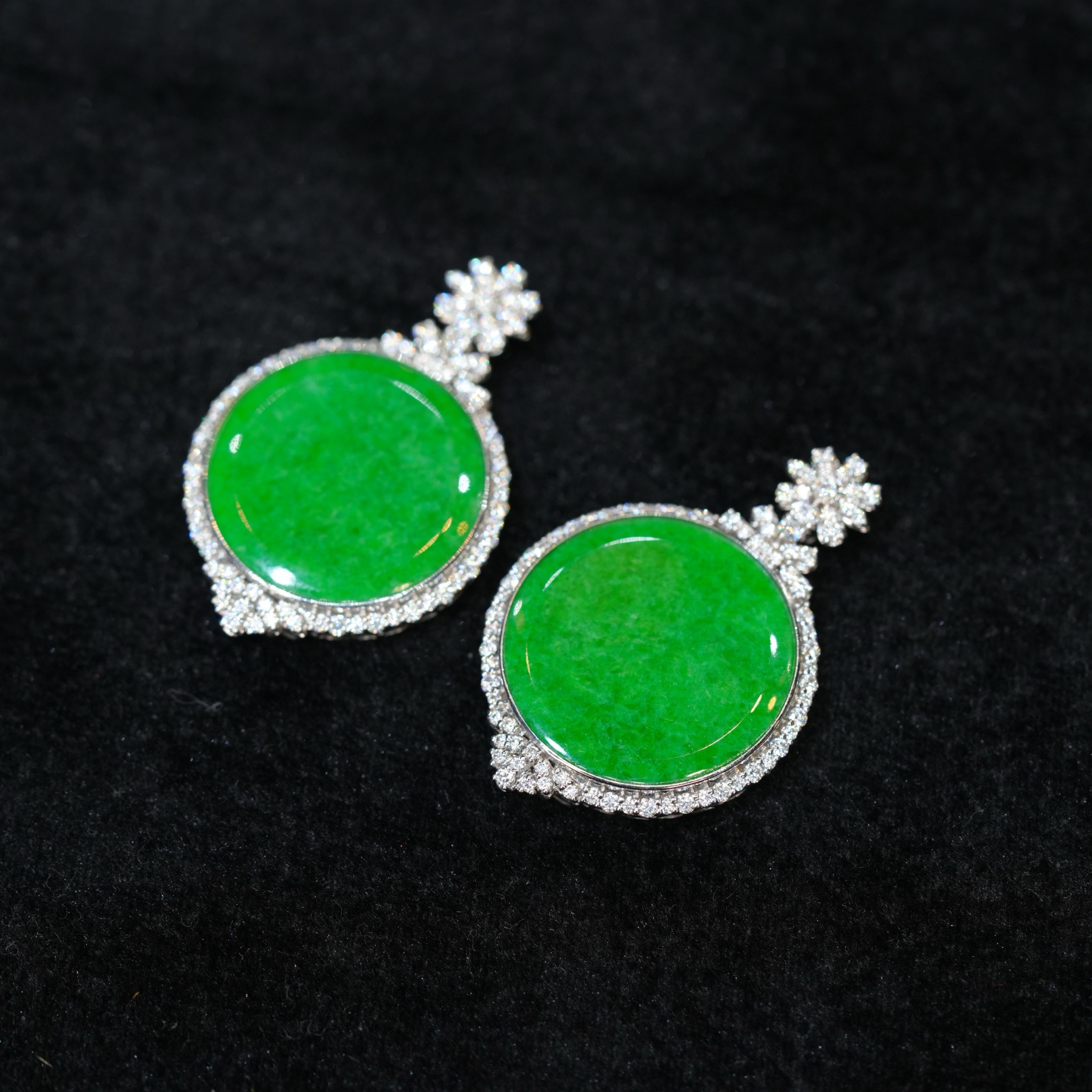 【初见珠宝】18k金翡翠圆牌吊坠28-1C305X340【多样性发一件】