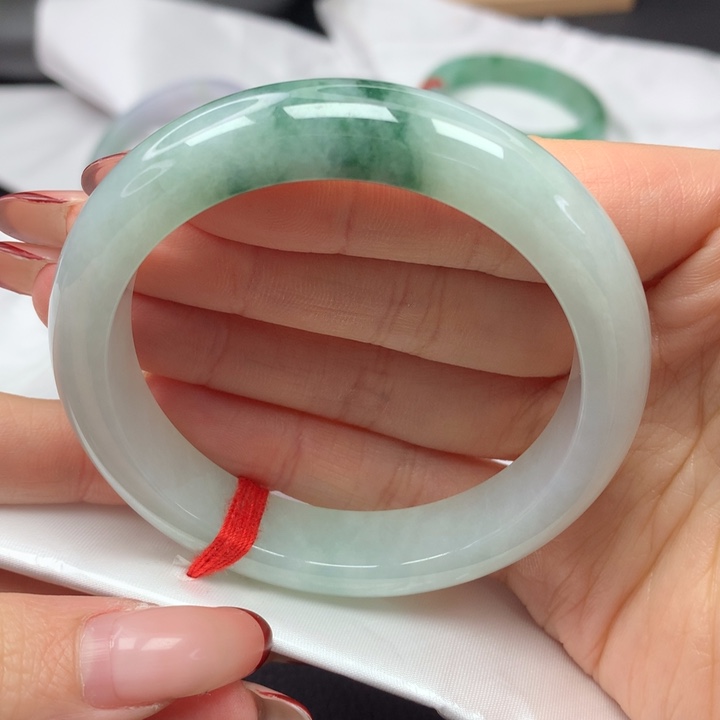 翡翠手镯未镶嵌56正圈