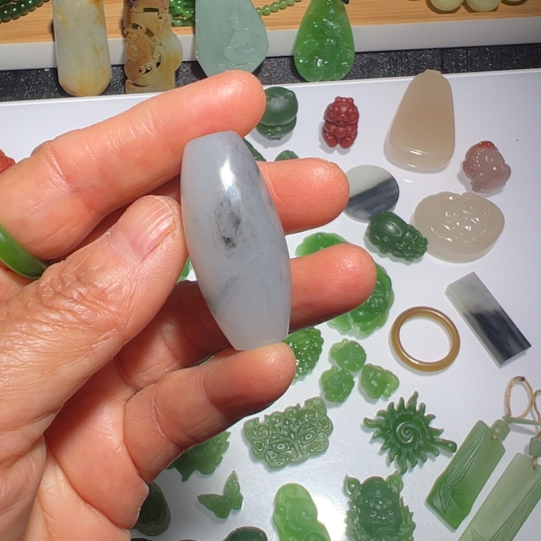 和田玉未镶嵌吊坠(不含链)