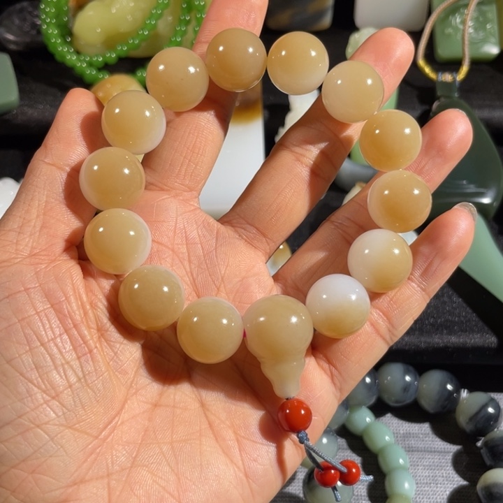 和田玉颈饰未镶嵌曹*跃