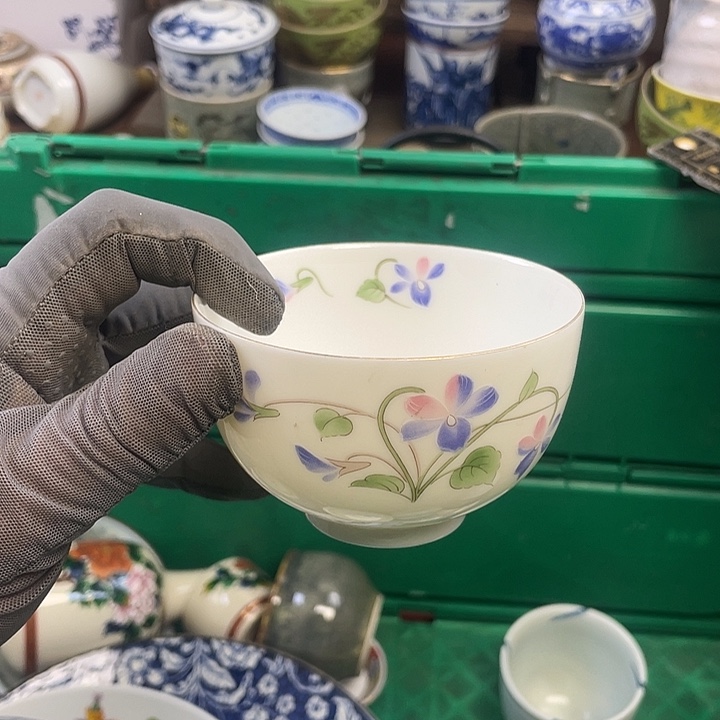 琉璃手工艺品开播了开播了开播了