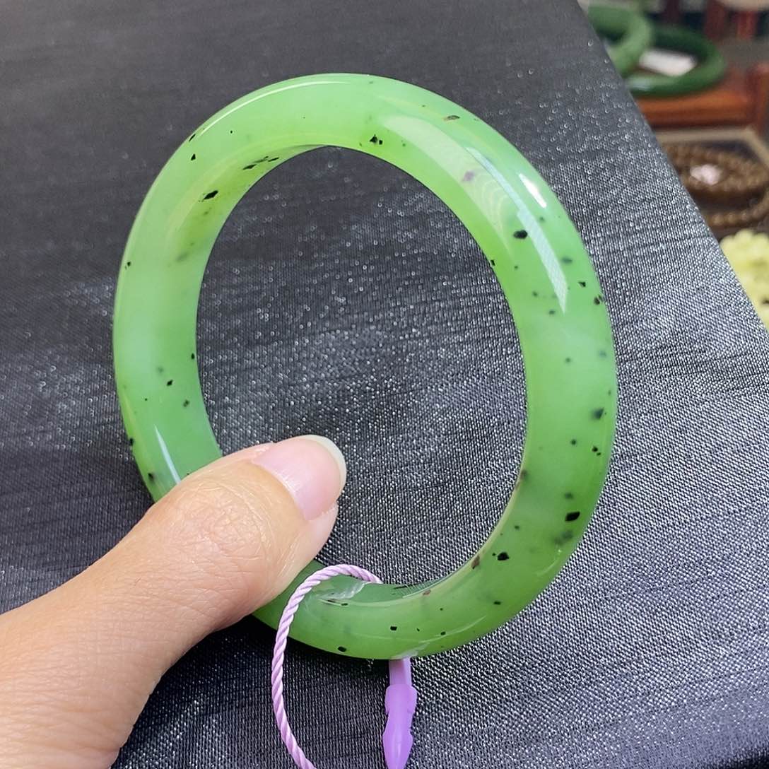 和田玉碧玉乌兰海手镯54.6圈口毕业级未镶嵌