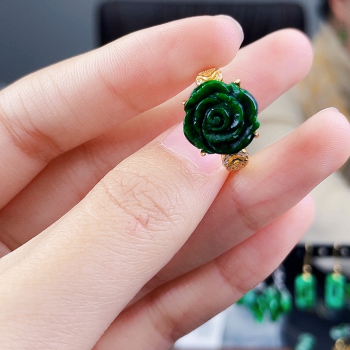 翡翠戒指银S925镶嵌饰品