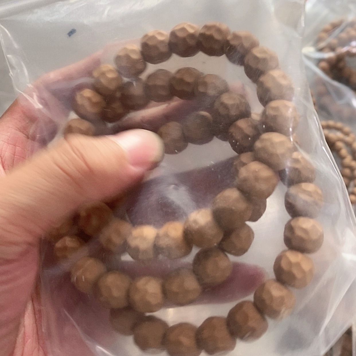 【闪购商品】猴头核桃吊坠似漏奶酪