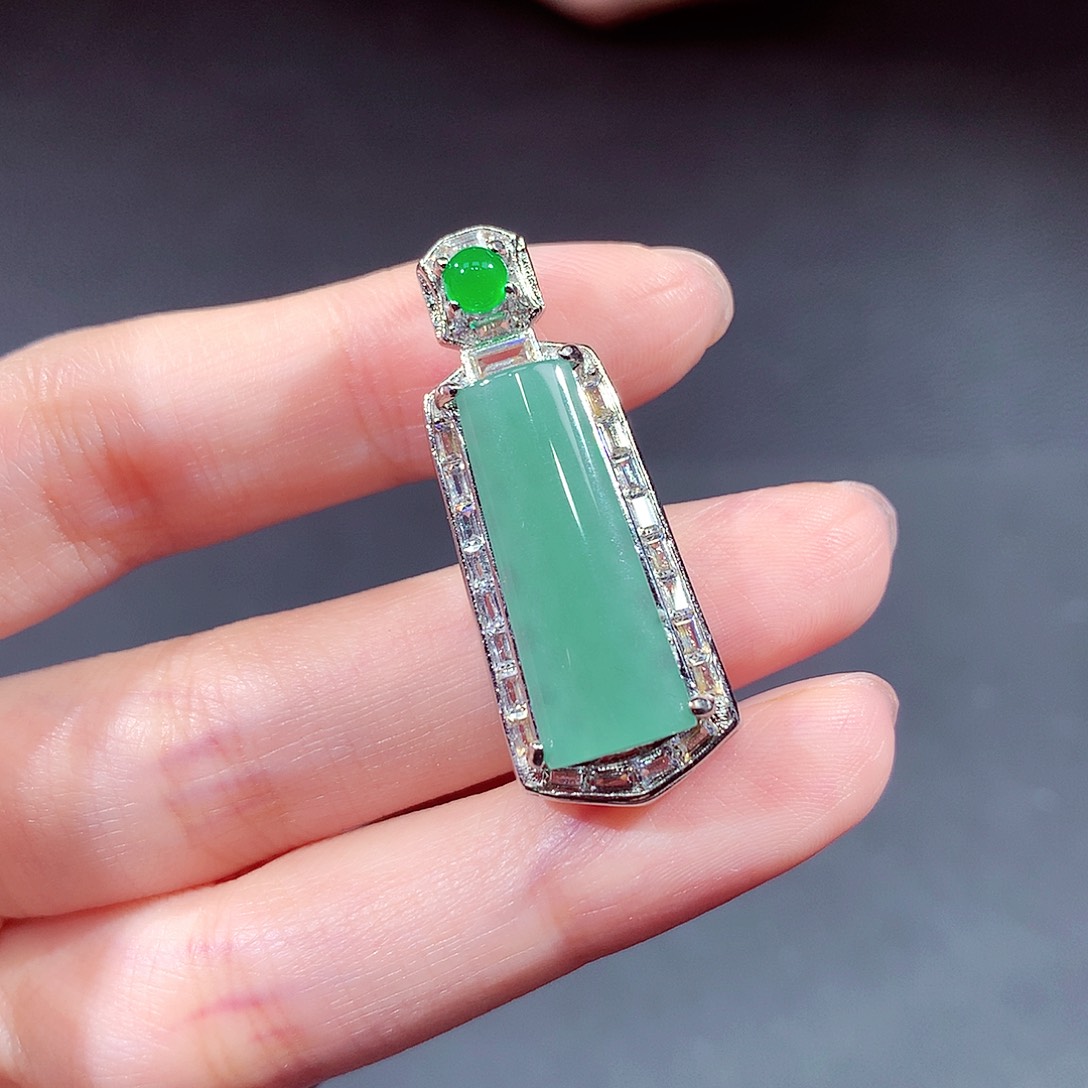 未镶嵌戒指翡翠翡翠