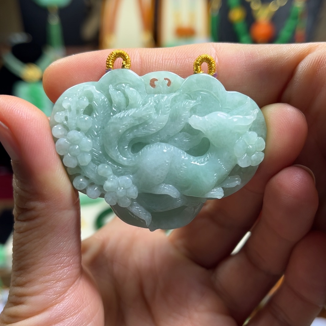 翡翠未镶嵌颈饰天然翡翠