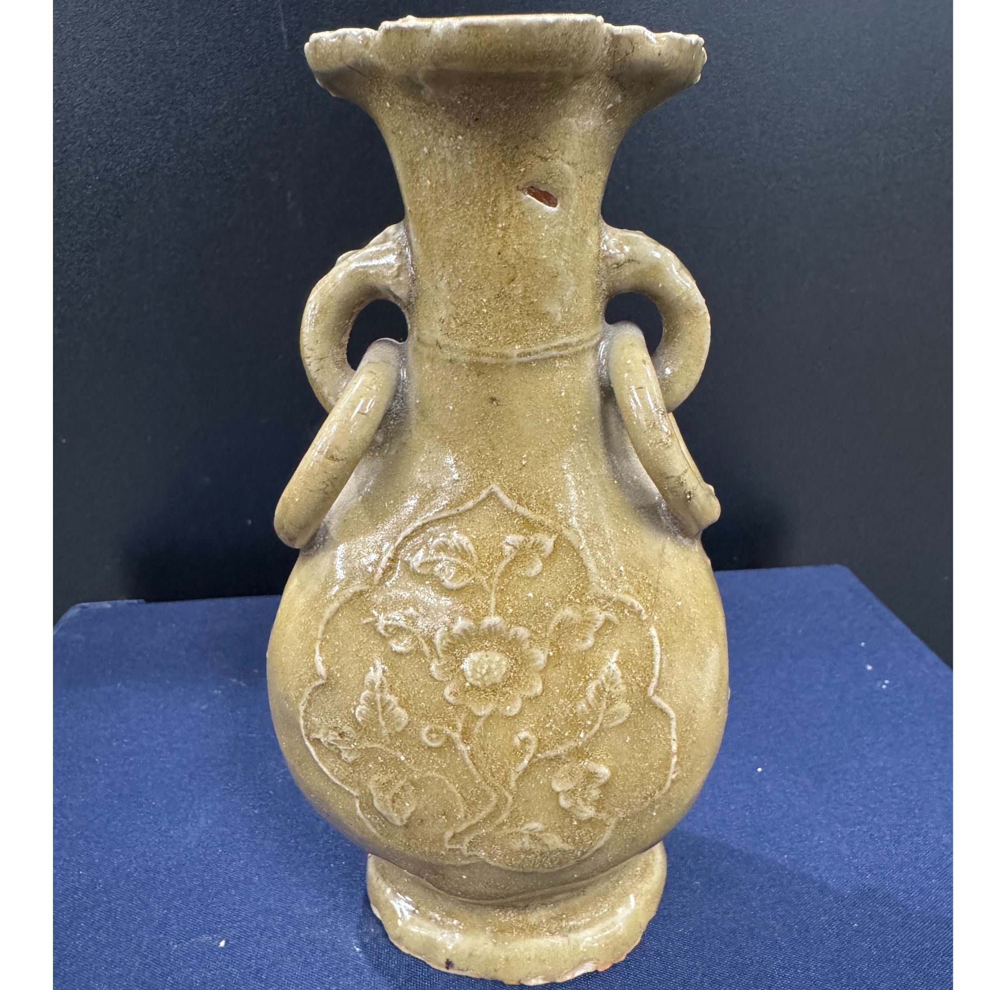 16 181 明代 黄釉堆雕双耳瓶-5110006