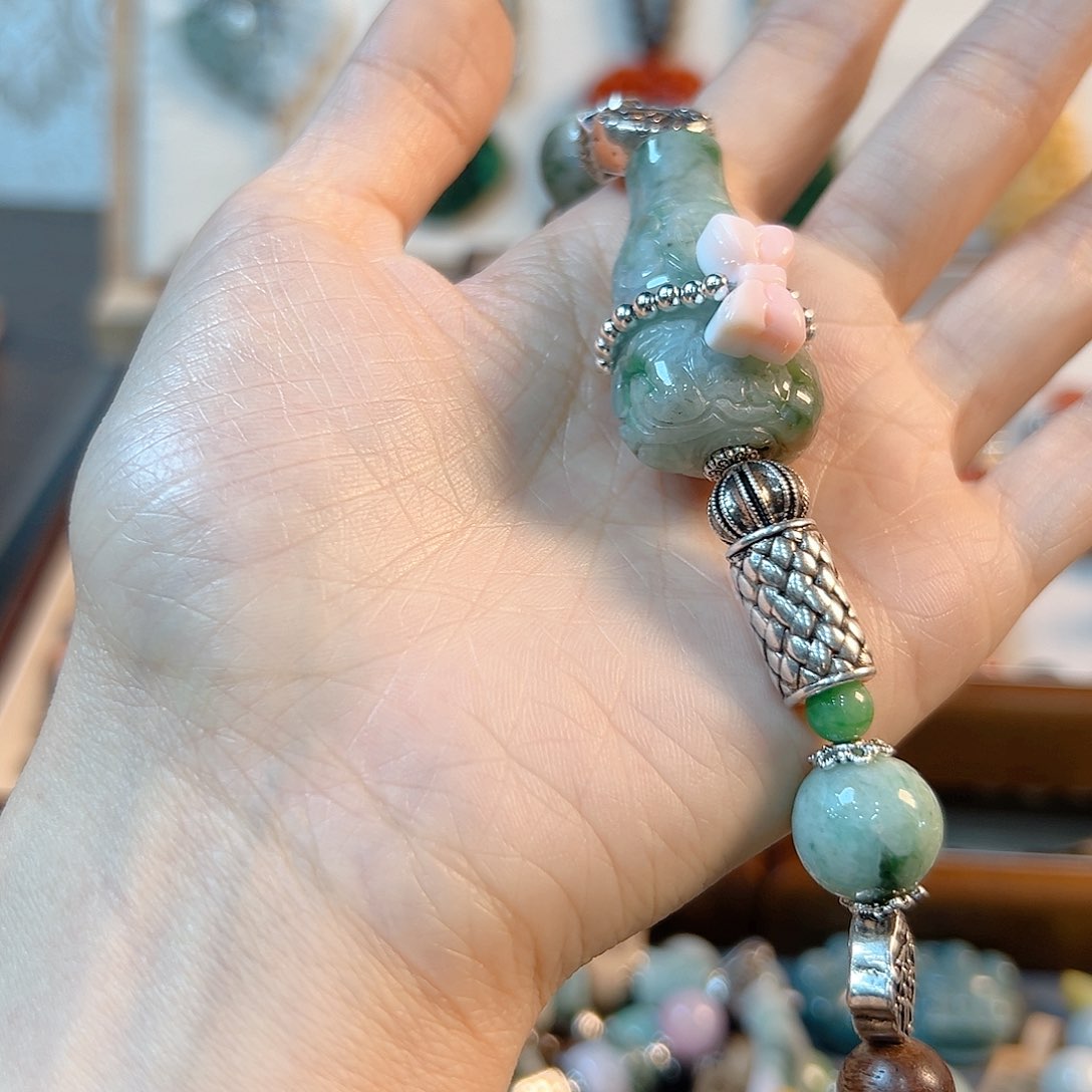 翡翠手链未镶嵌^***丿