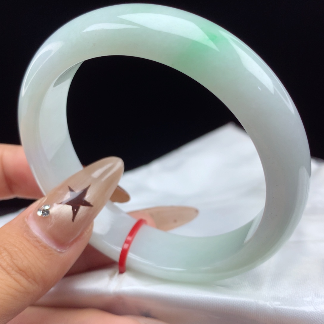 未镶嵌手镯翡翠白底青轮胎92029