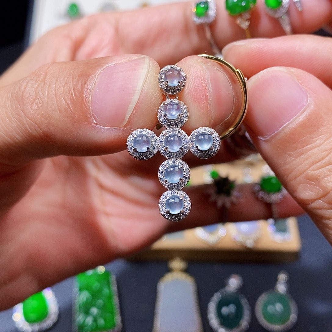 颈饰银S925镶嵌翡翠w w