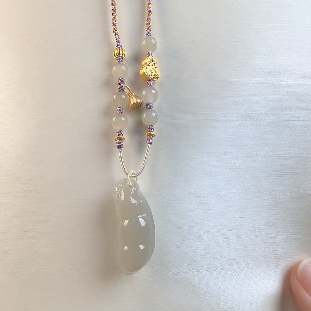 和田玉颈饰未镶嵌魅*