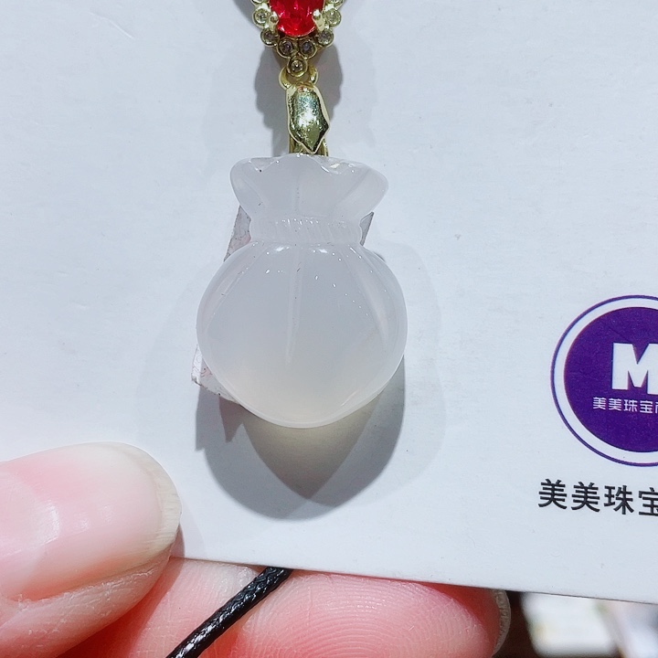 玛瑙/玉髓未镶嵌手链天然时尚强袋子玛瑙吊坠