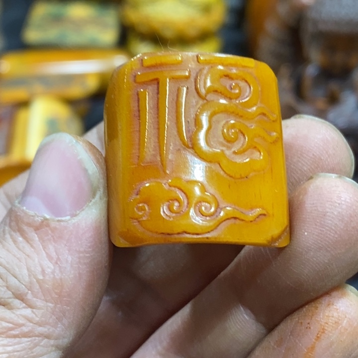 滴血莲花菩提吊坠