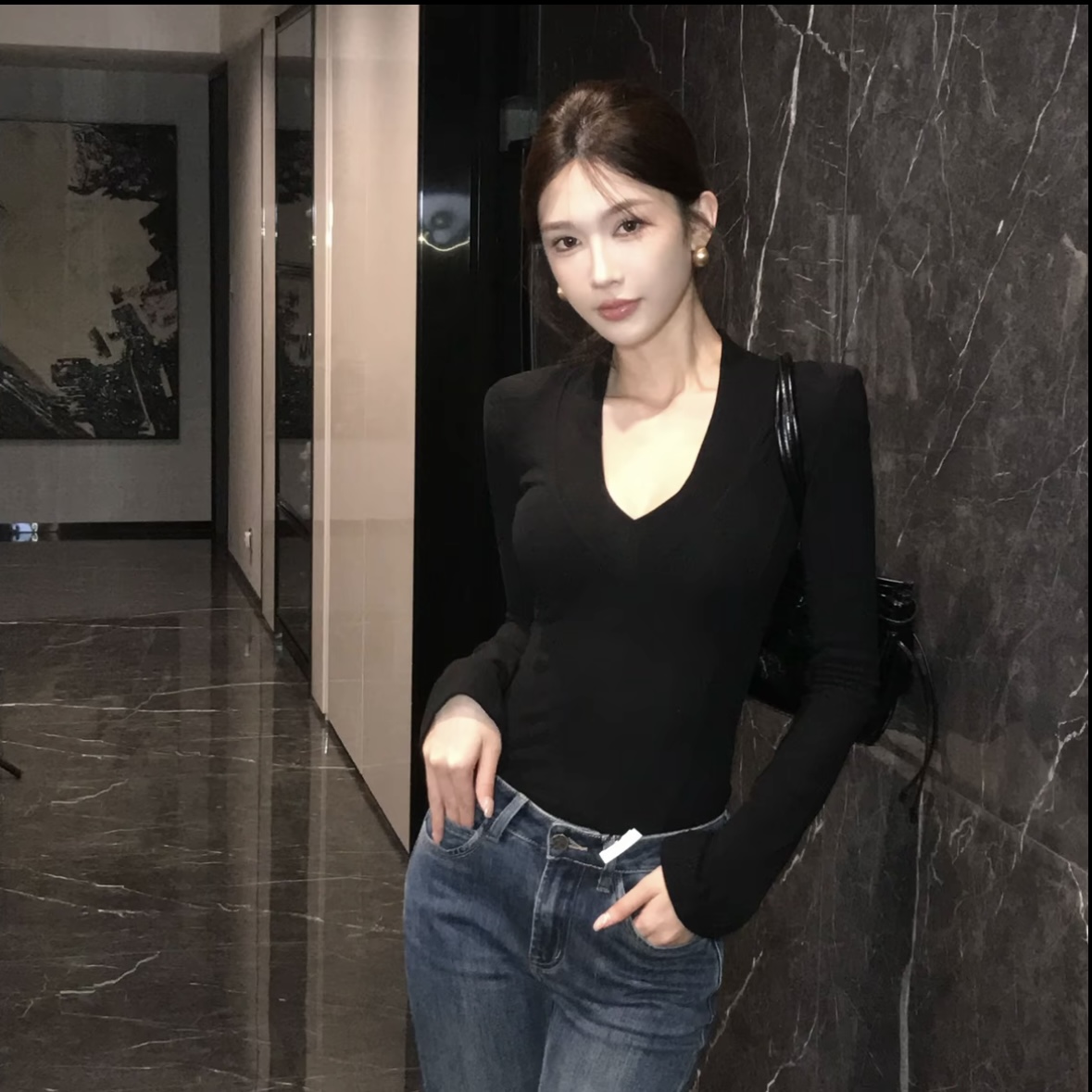 2025新款V领秋冬磨毛亲肤保暖打底衫女款爆款长袖上衣内搭女