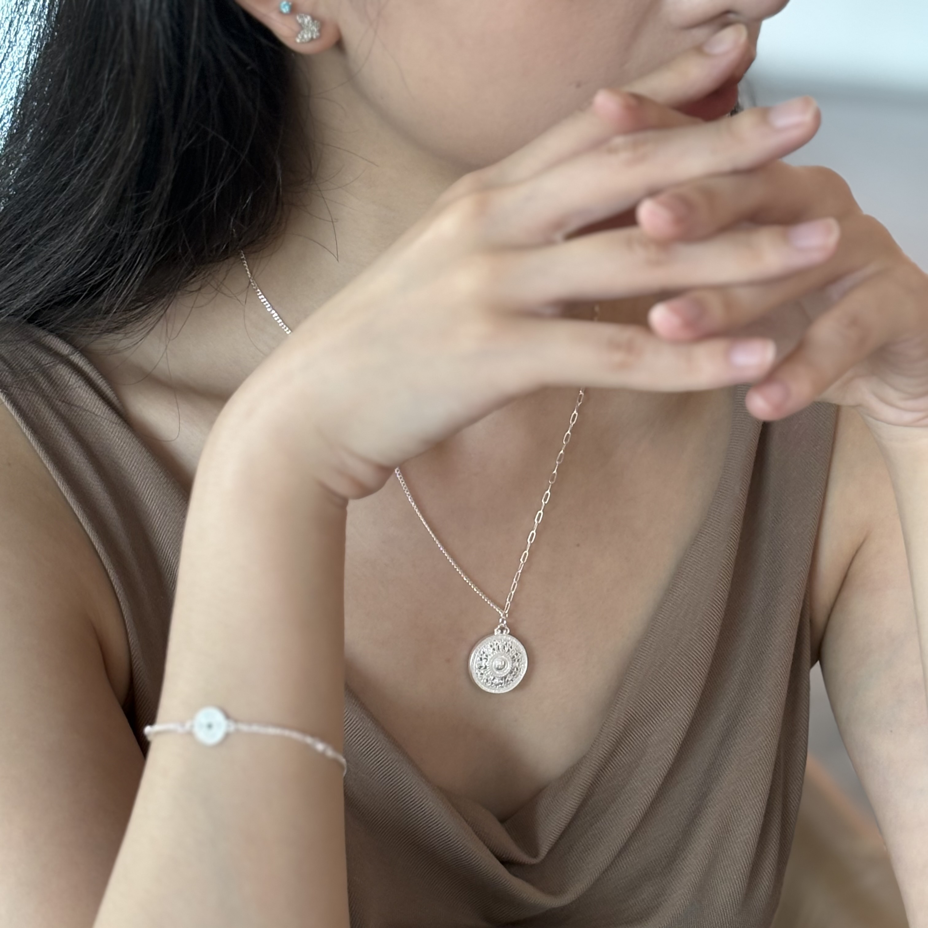 坠链均足银 「八宝罗盘」040016 足银项链，仅剩一单