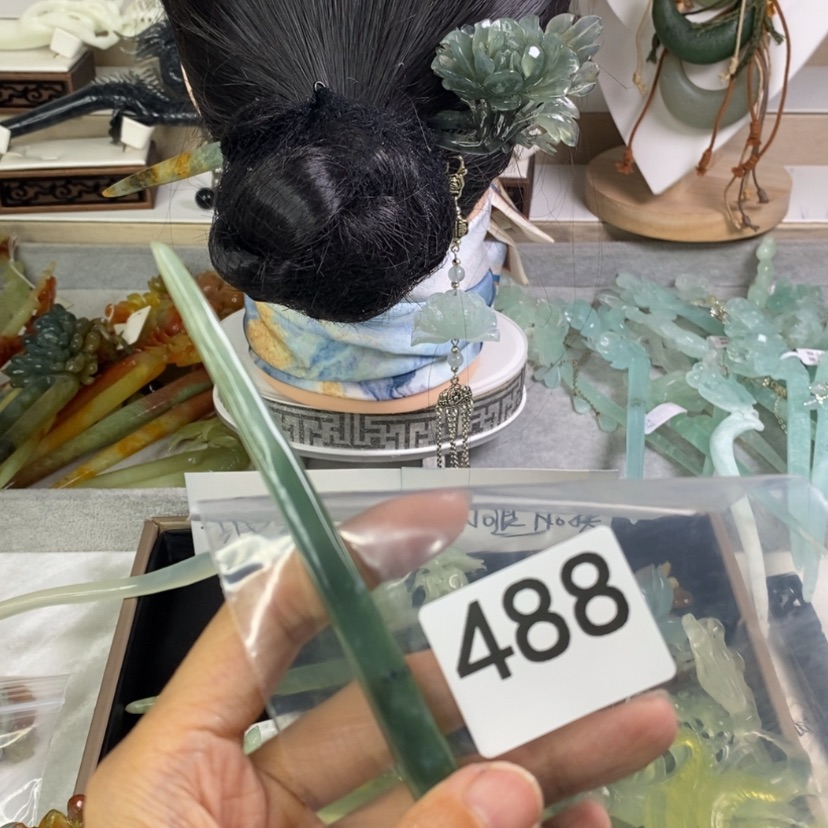 【闪购商品】岫玉颈饰未镶嵌阿*