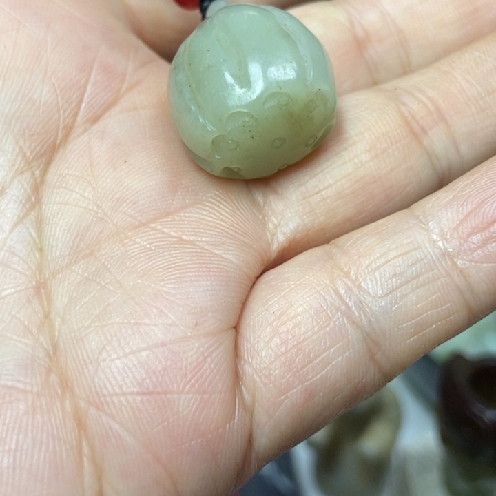 未镶嵌和田玉（糖玉）挂件