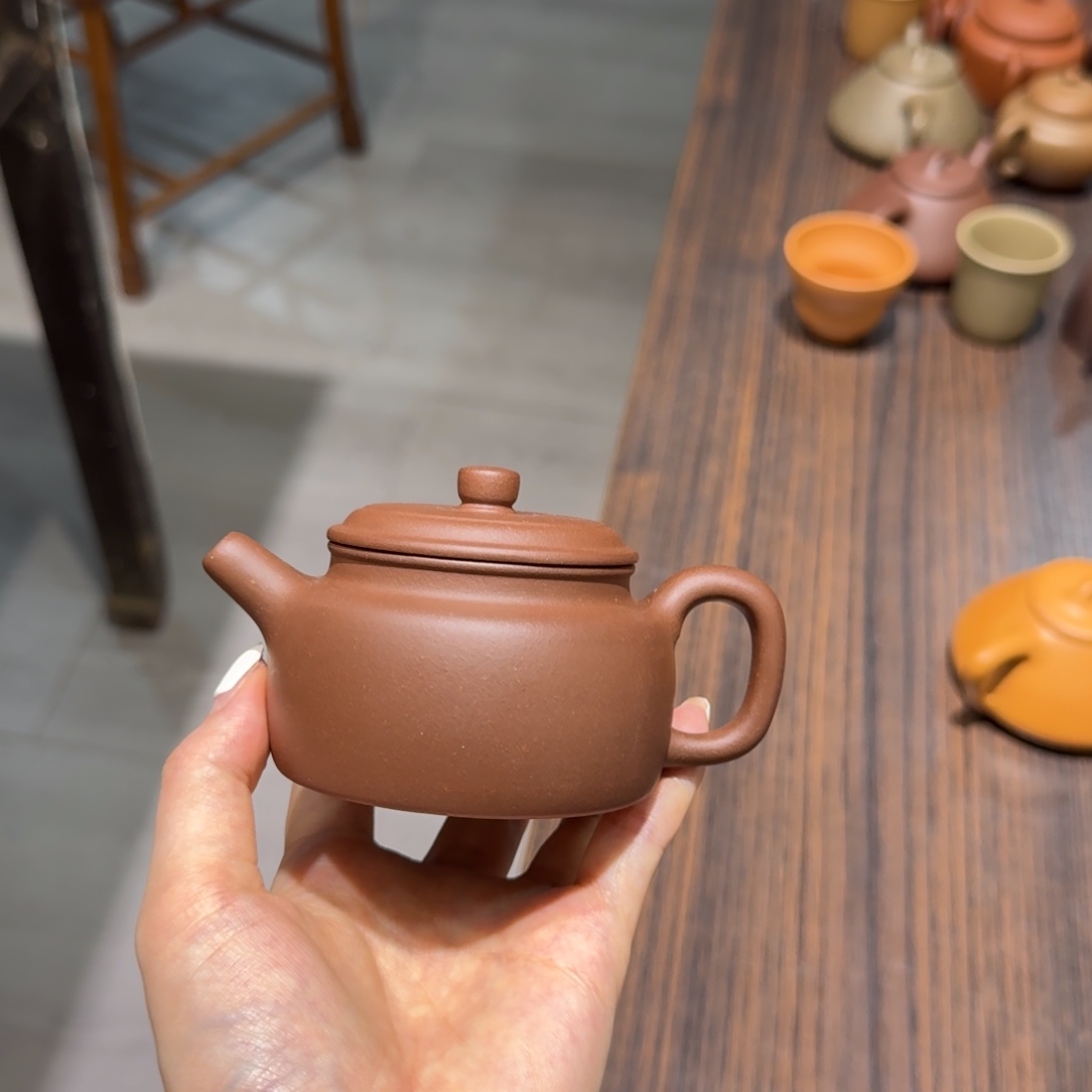 茶壶朱泥呃呃呃额额的