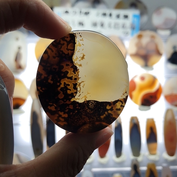 玛瑙/玉髓未镶嵌珠宝半成品131
