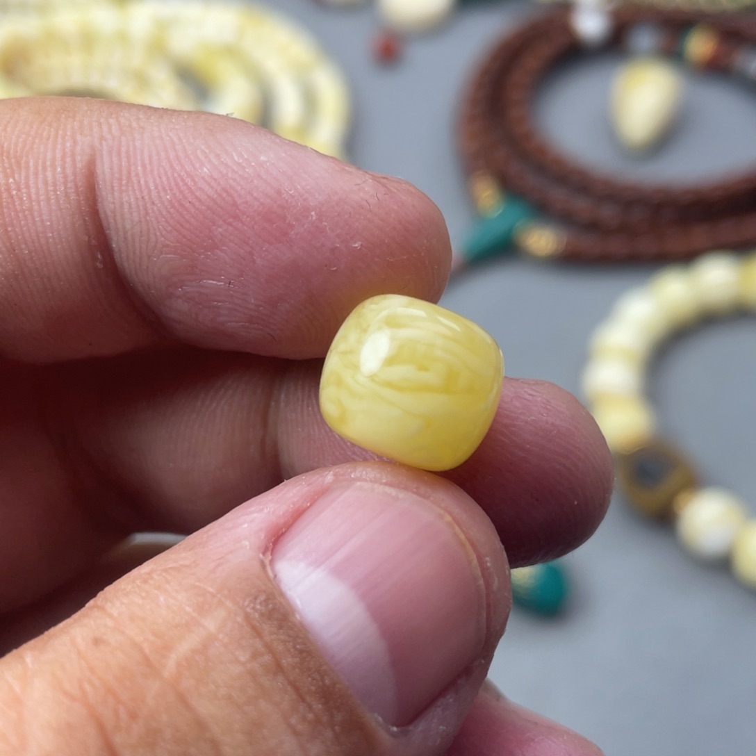 琥珀珠宝奇石未镶嵌24