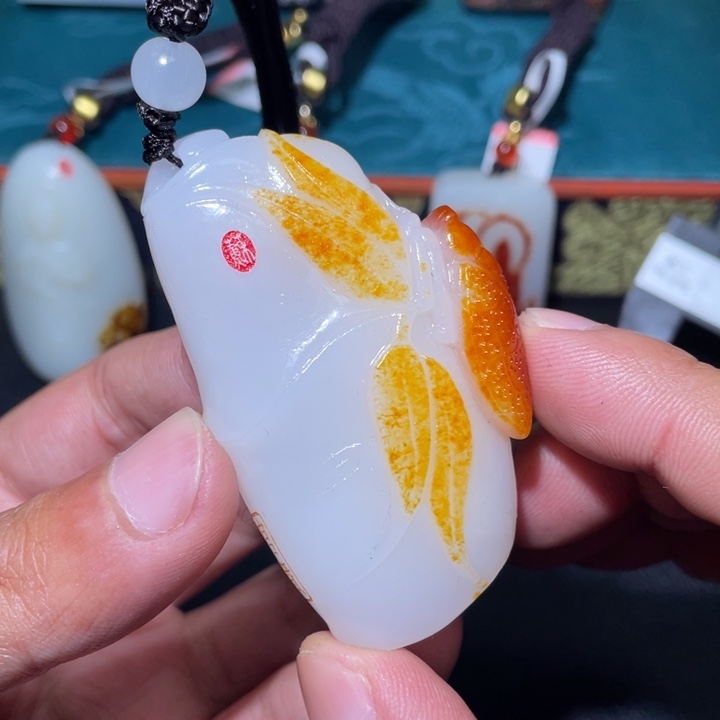 和田玉未镶嵌颈饰J