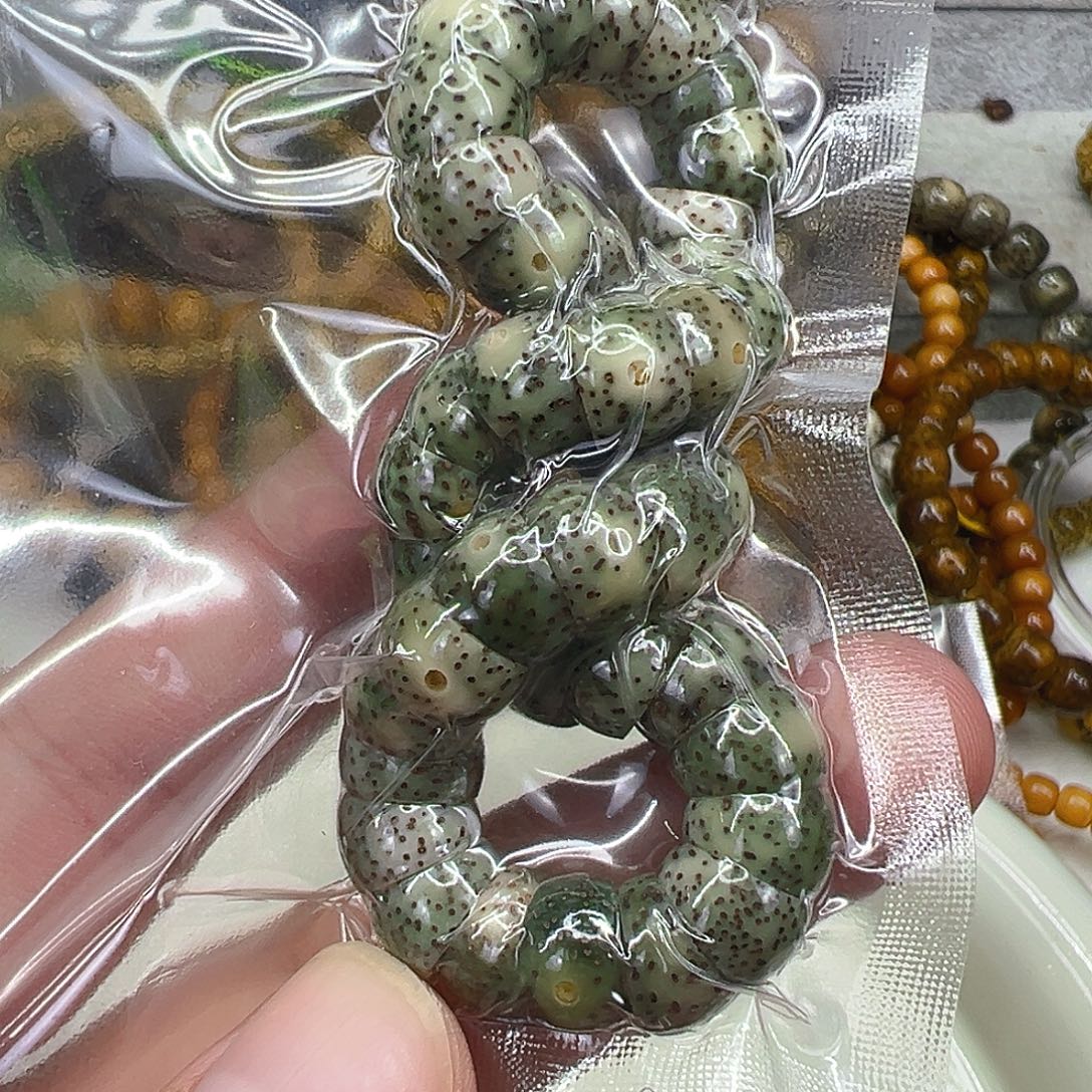 星月菩提手串36荣耀糯冰石玉星月菩提单圈大肠1.0