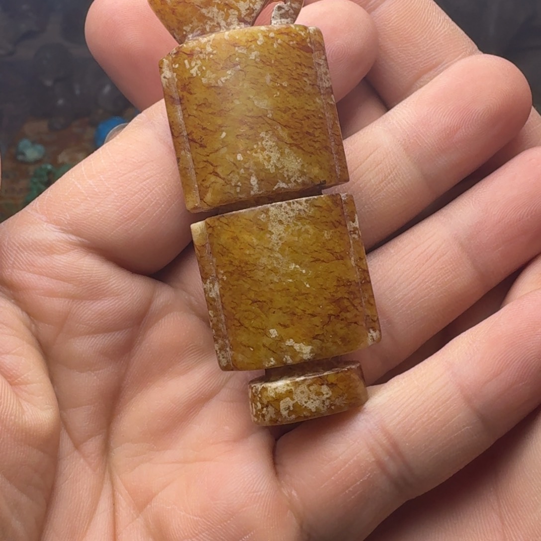 和田玉（糖玉）未镶嵌挂件