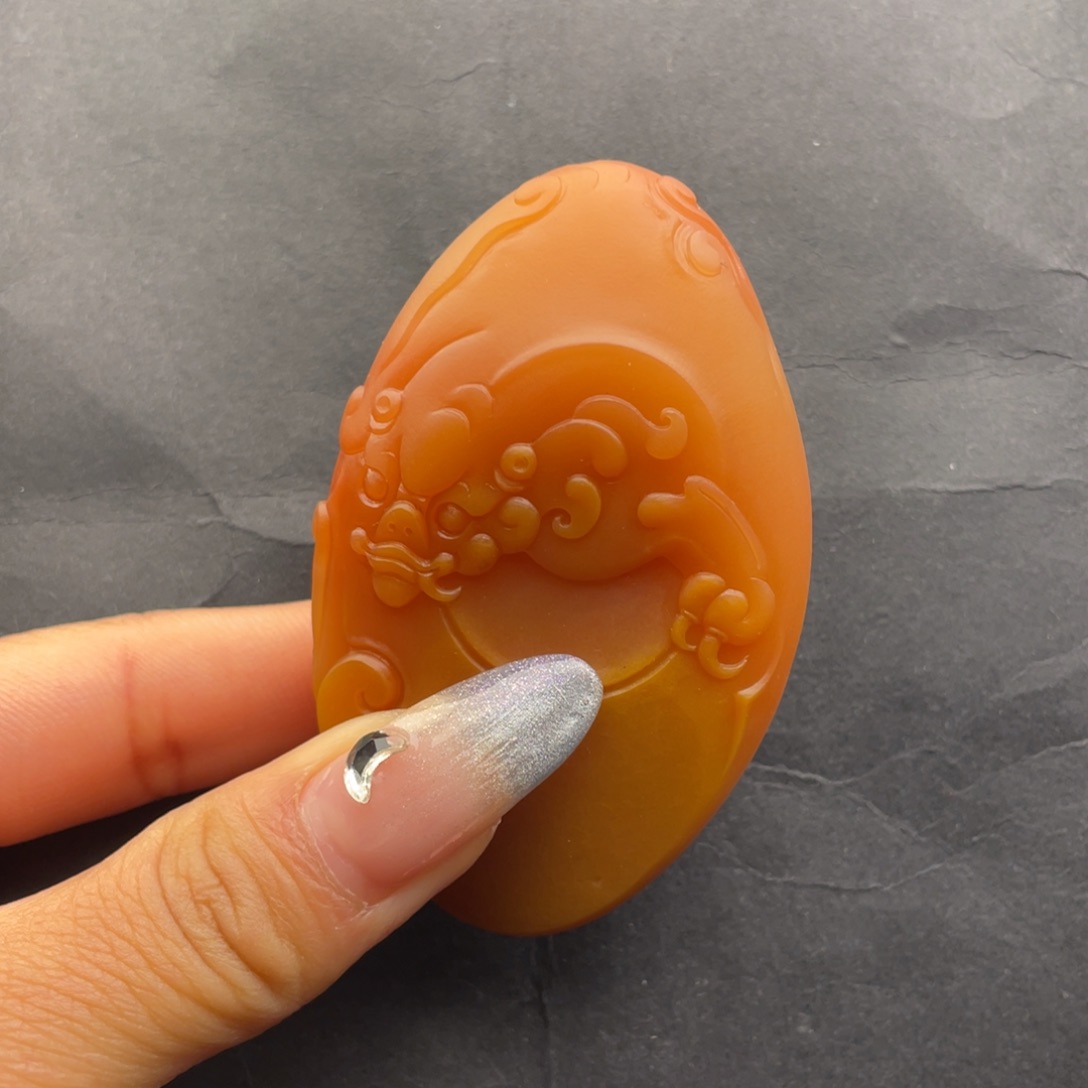 石英质玉黄蜡石手把件未镶嵌恒***金