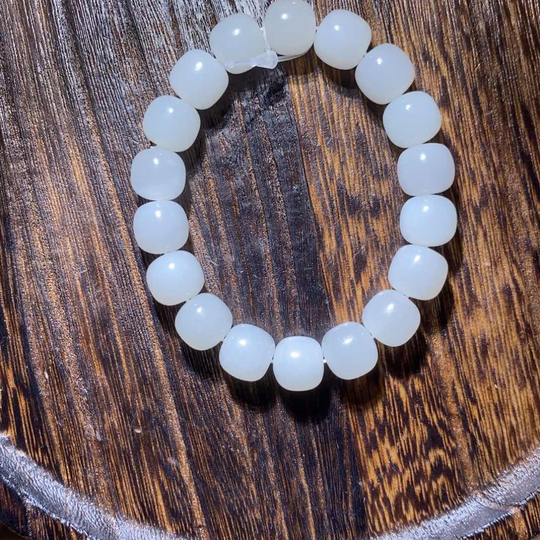 和田玉手串未镶嵌卡12老型微瑕