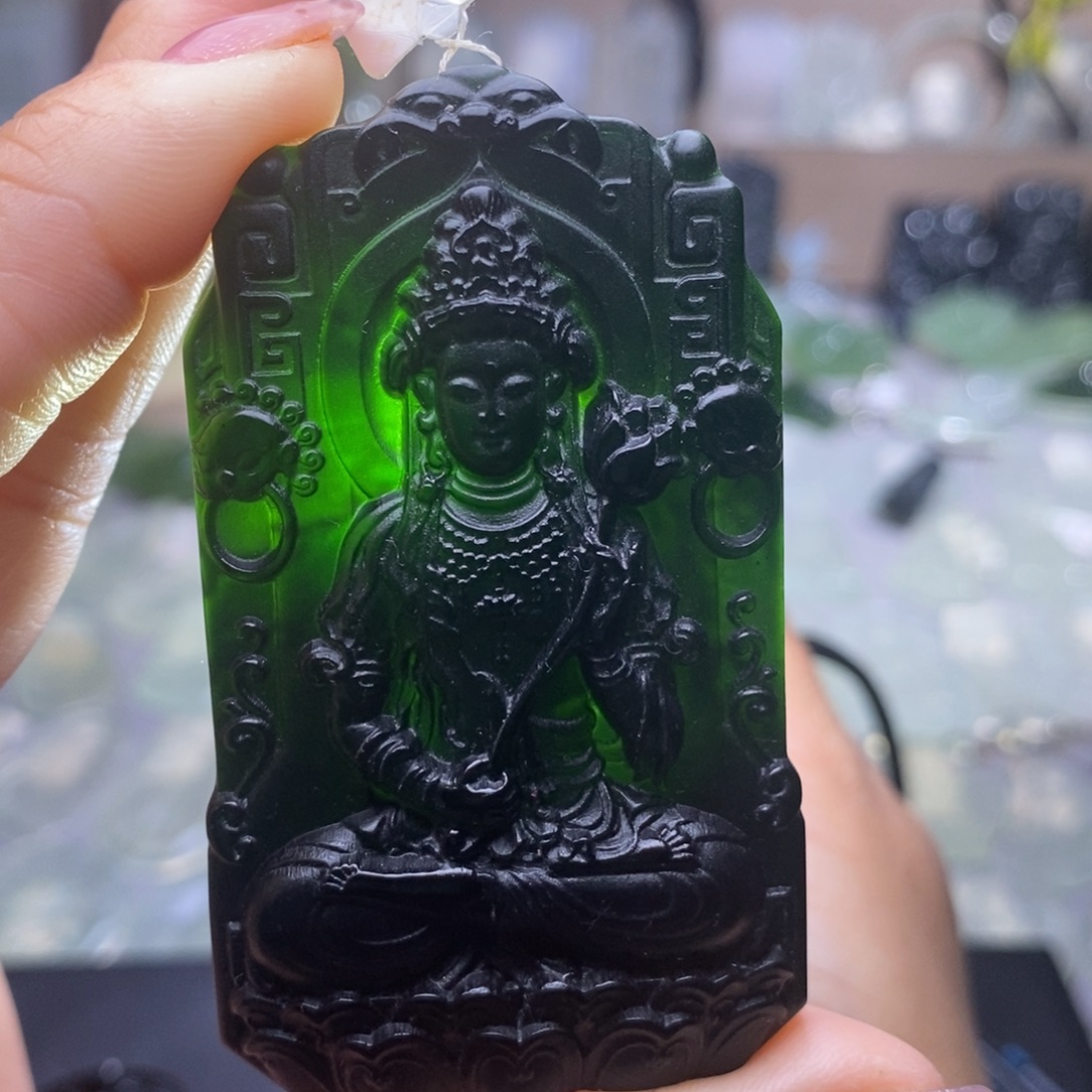 雪***冬蛇纹石玉未镶嵌颈饰