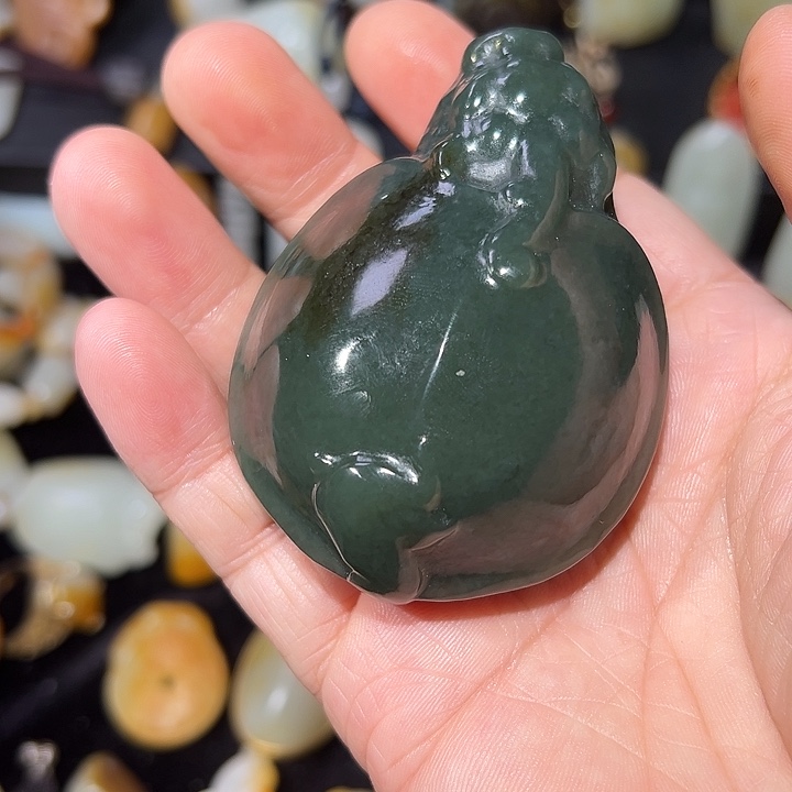 定***未镶嵌和田玉摆件