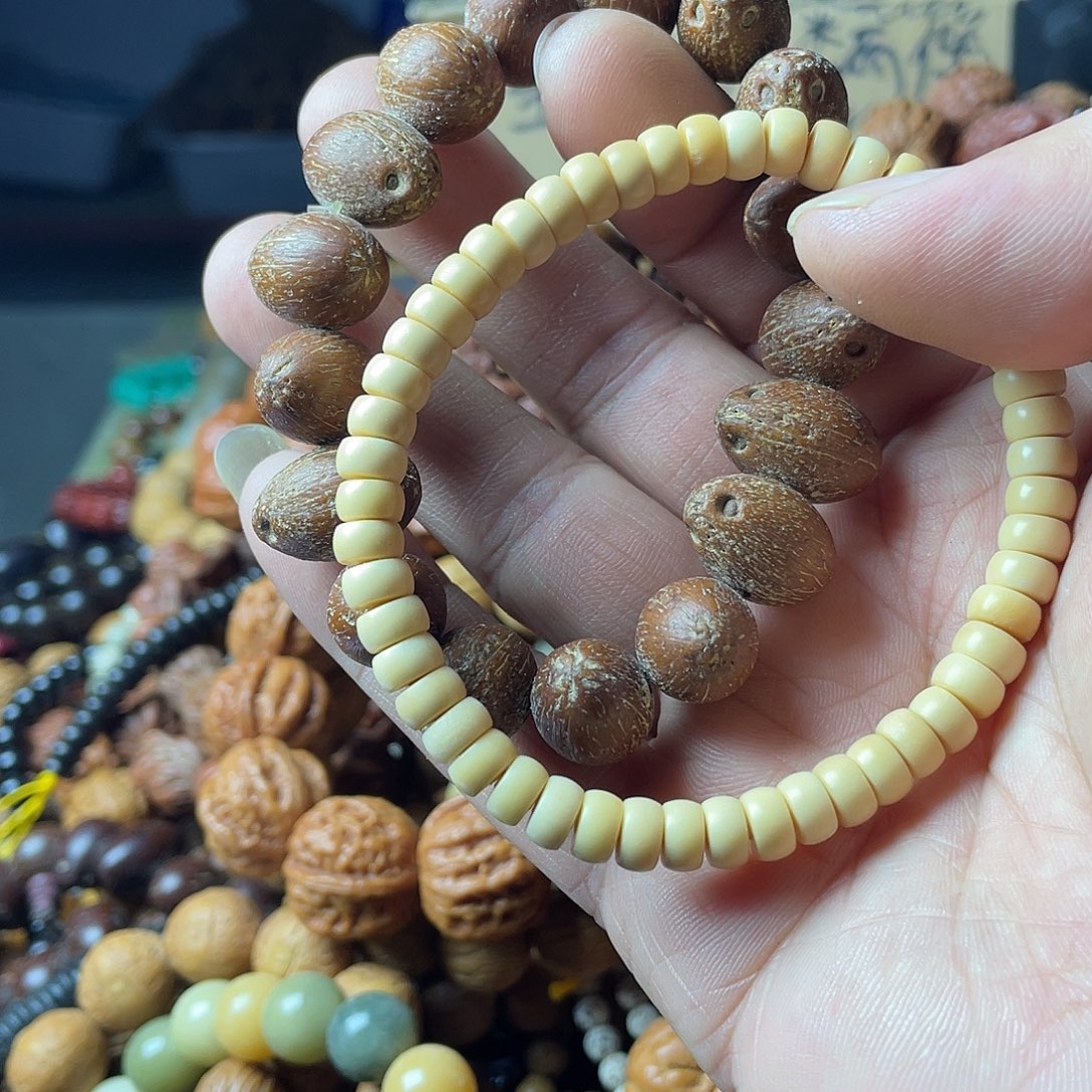 吊坠佛螺菩提两件套