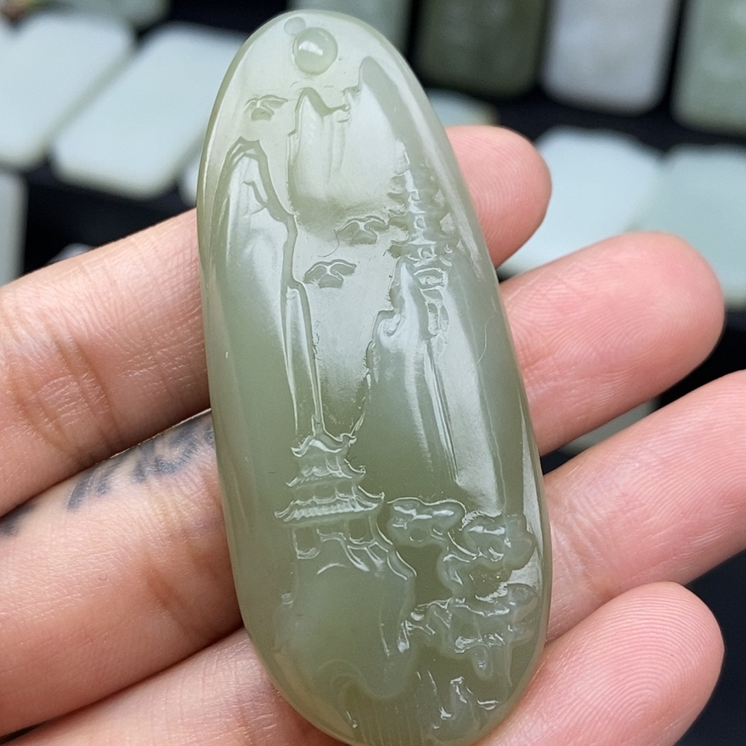 和田玉未镶嵌颈饰