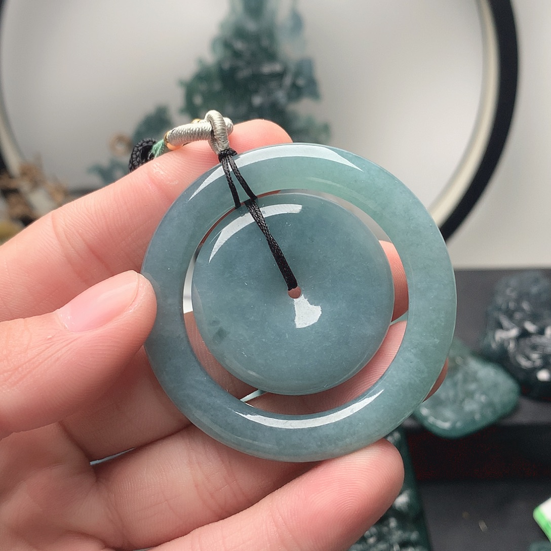 翡翠未镶嵌颈饰无