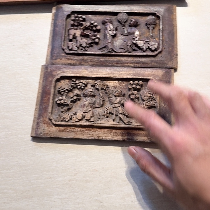 郑***军香榧木老木雕的艺术风格