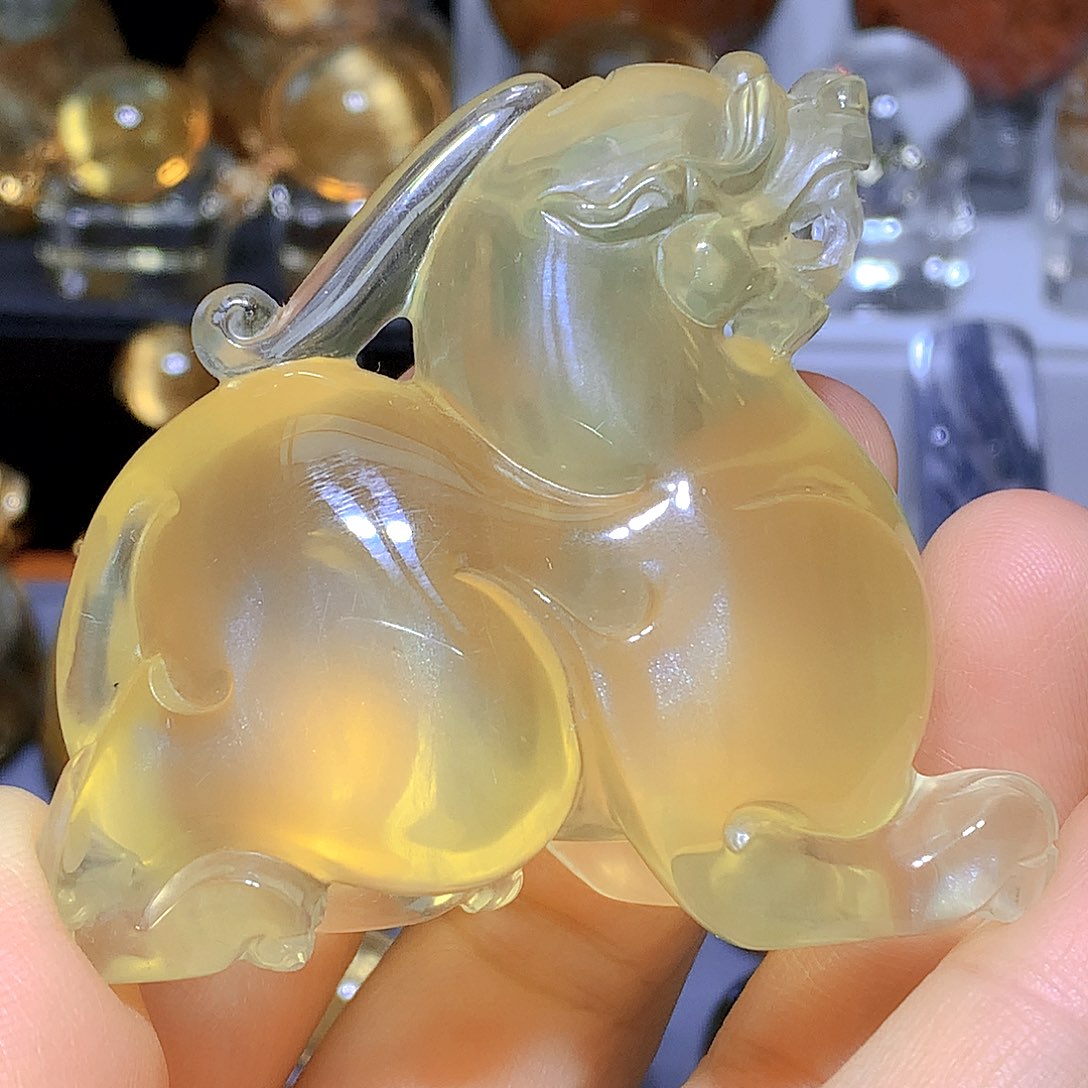 水晶摆件未镶嵌天然水晶