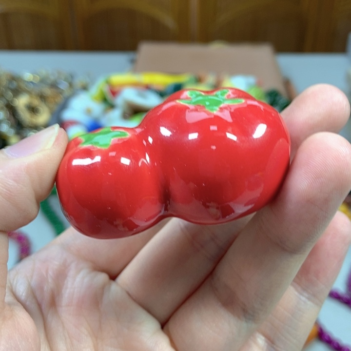 瓷片哈哈哈哈哈哈哈啵啵啵