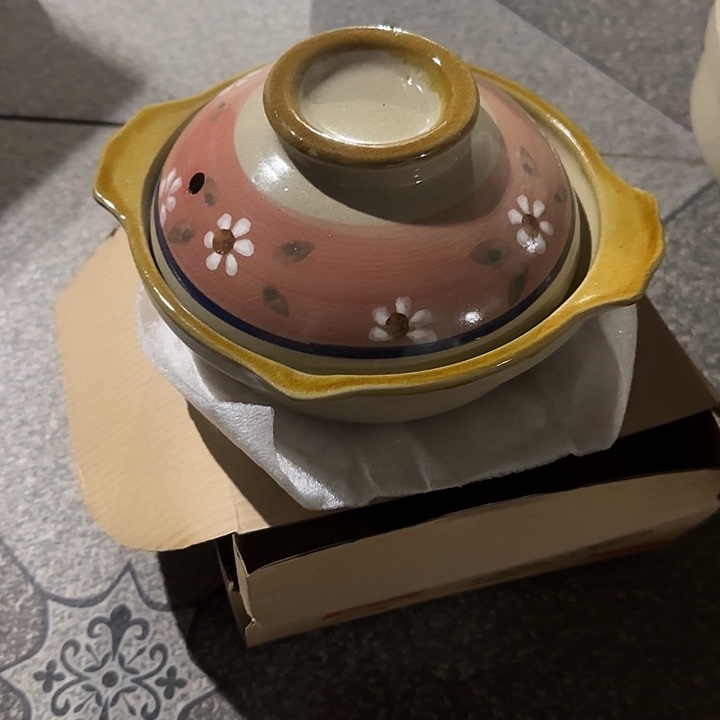 瓷片陶瓷盘子碗啥都有