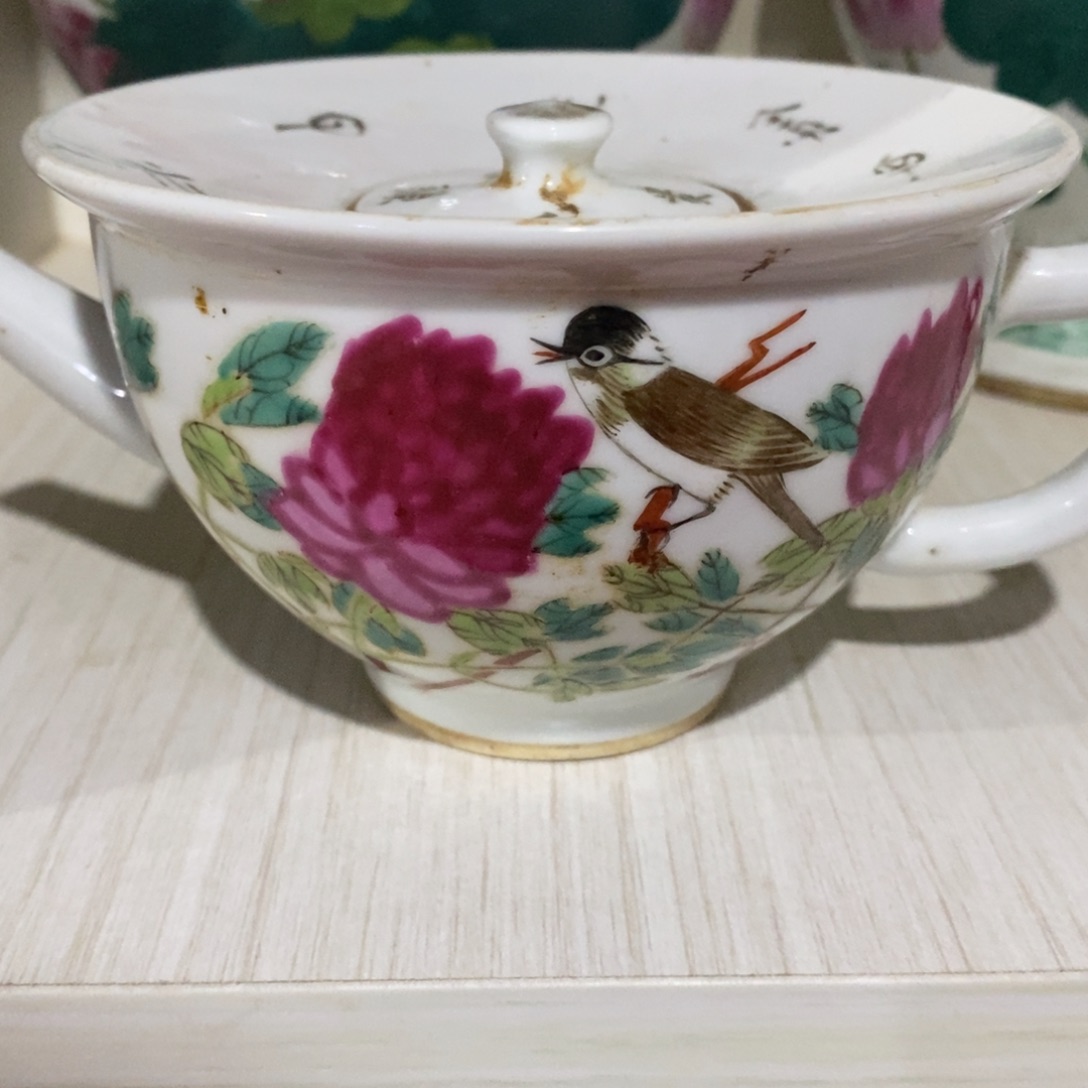 瓷器一个一个一个
