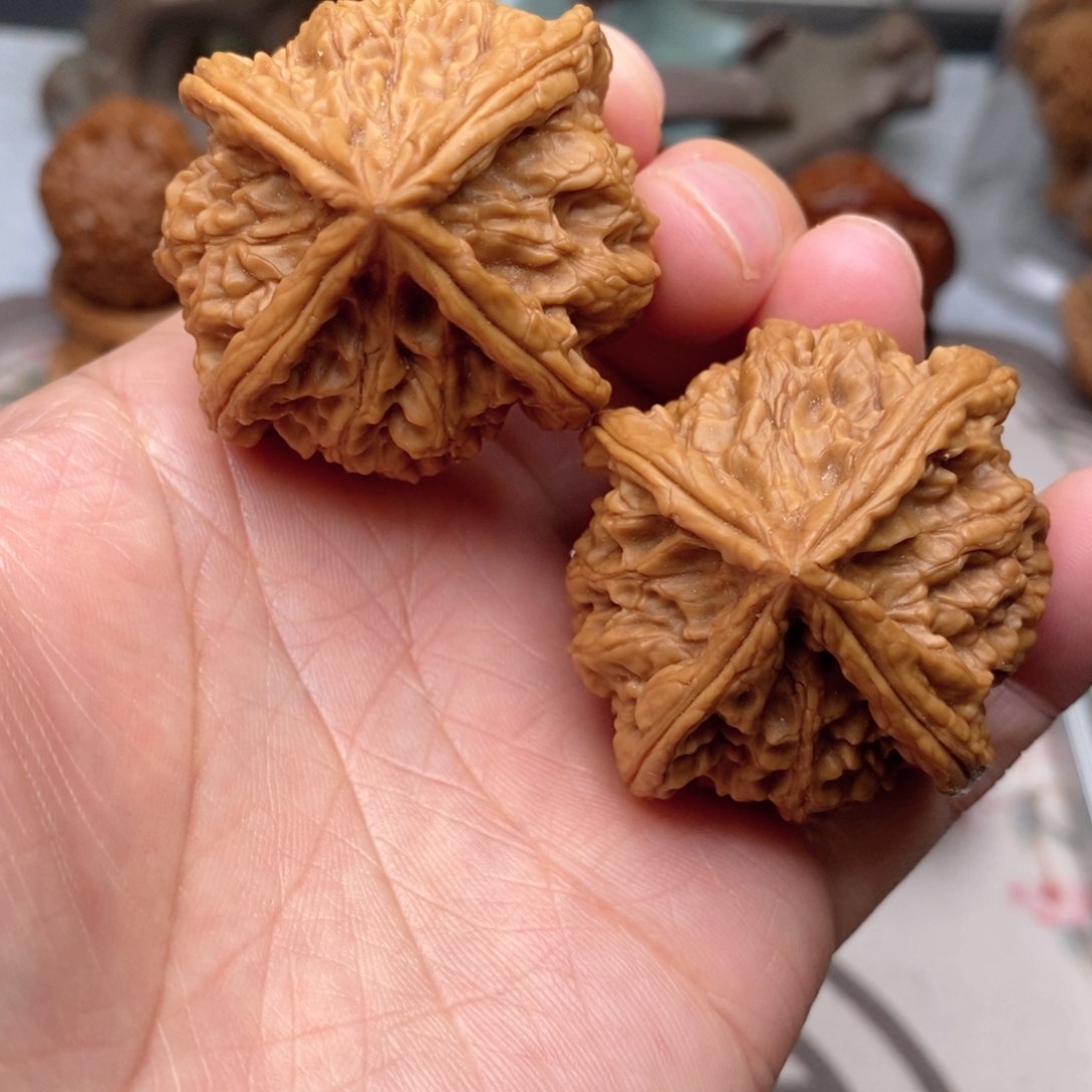 【闪购商品】文玩核桃把件四棱44