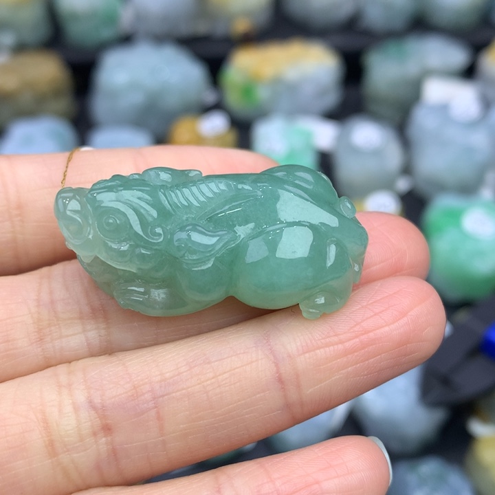 翡翠颈饰未镶嵌天然缅甸A货翡翠貔貅吊坠