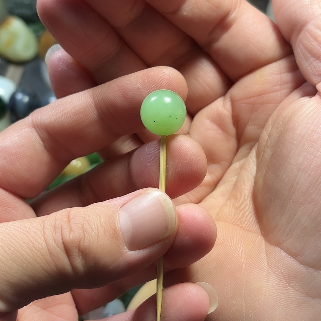 和田玉珠子未镶嵌朵*