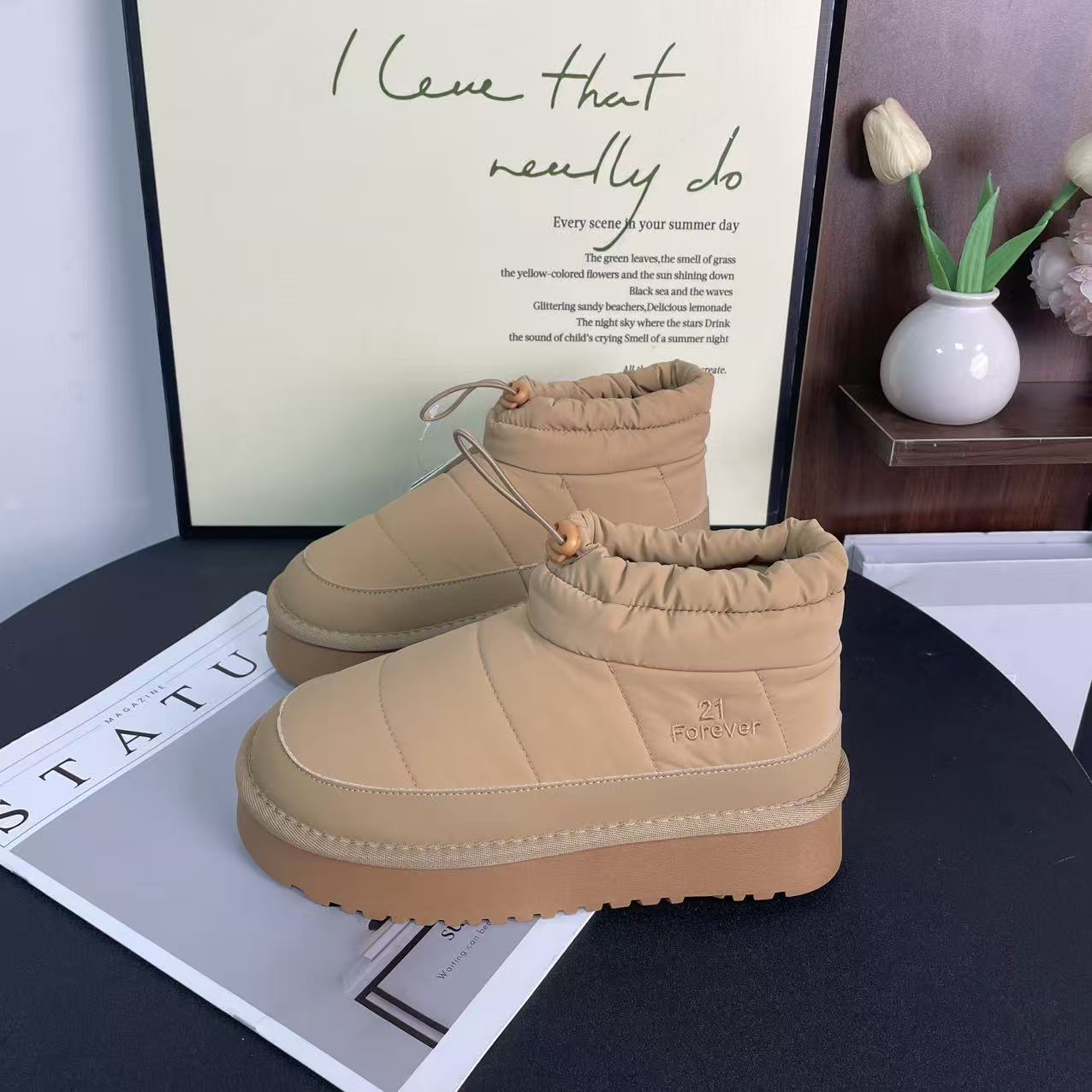 2013双色加绒加厚防水防滑雪地靴女2025新款冬季短筒零下40度棉鞋