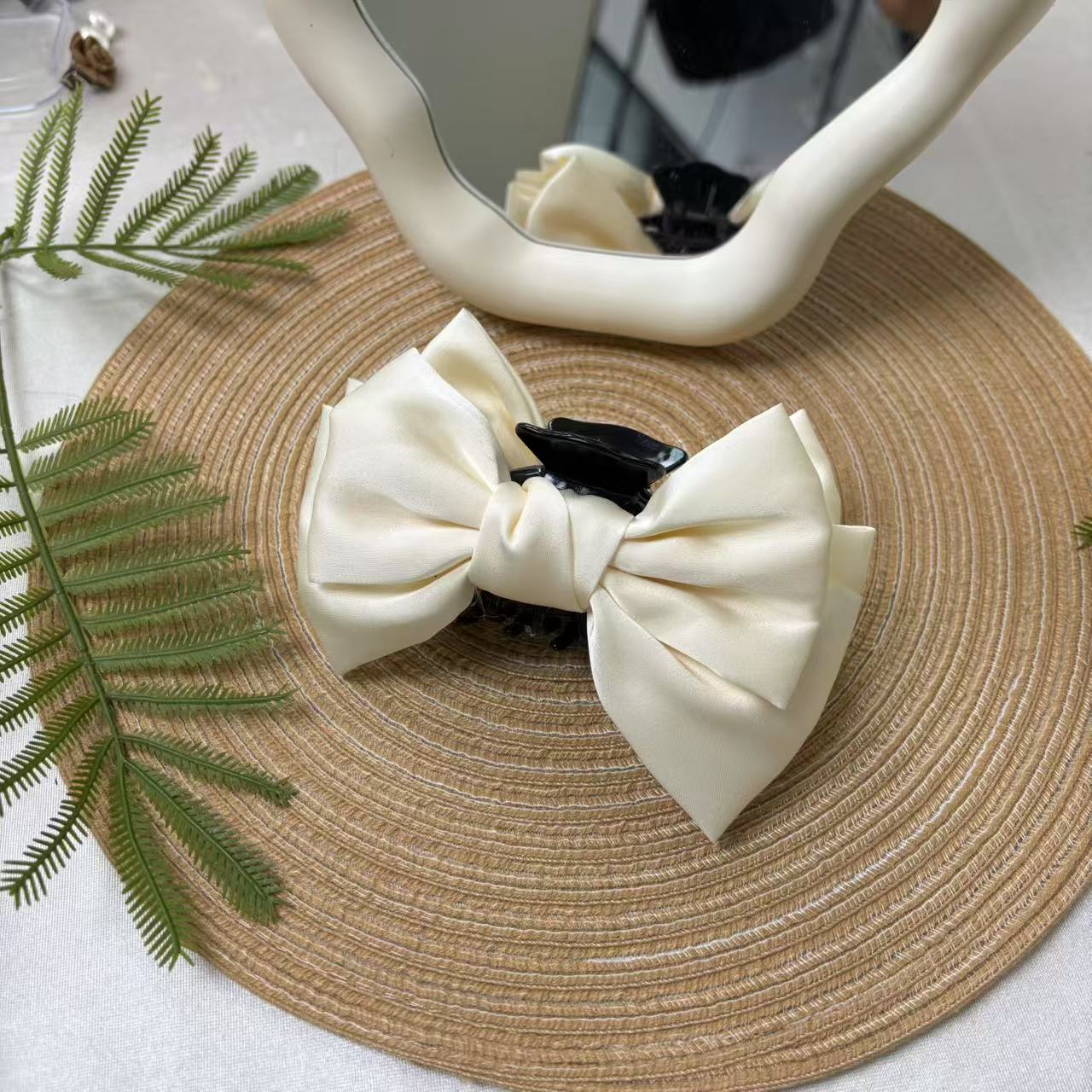 【SONGYI】女法式抓夹日韩chic风优雅发夹气质发卡欧若精灵风白色