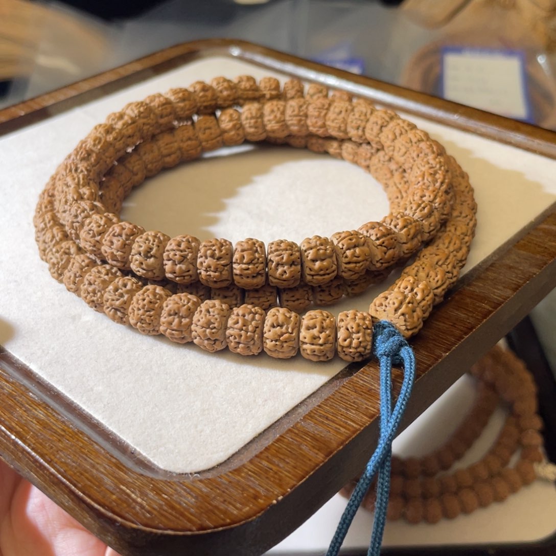 金刚菩提吊坠刻**剑老树王藏式脖挂10.2