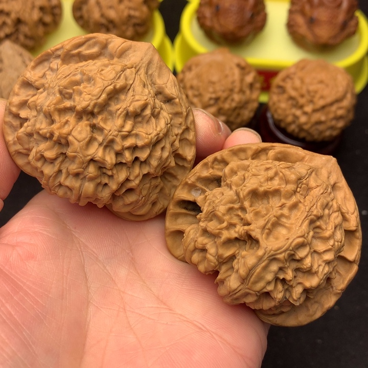 文玩核桃吊坠官帽52