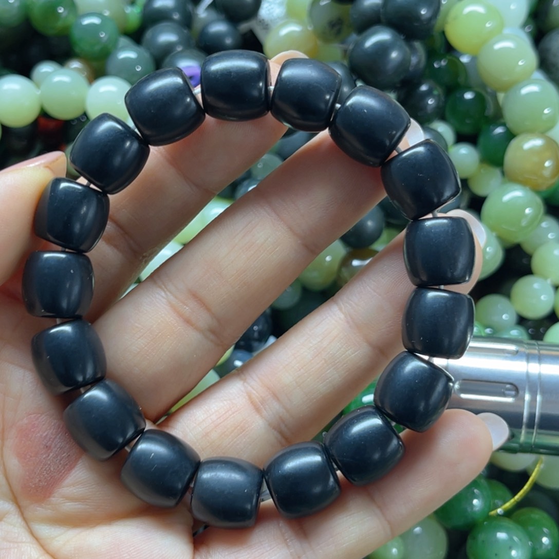 手链未镶嵌和田玉