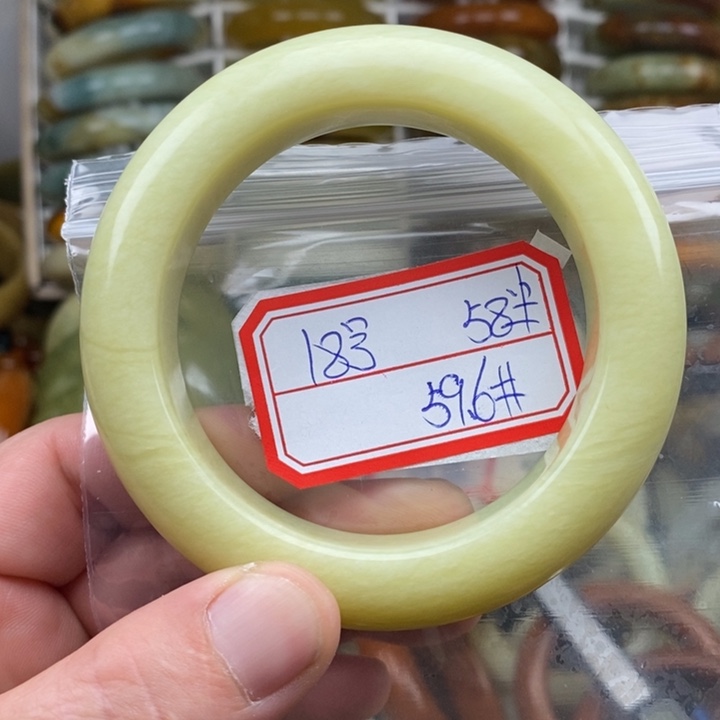 未镶嵌蛇纹石玉手绳