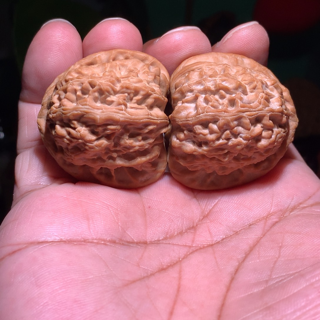 上***水吊坠文玩核桃三角白  39尺