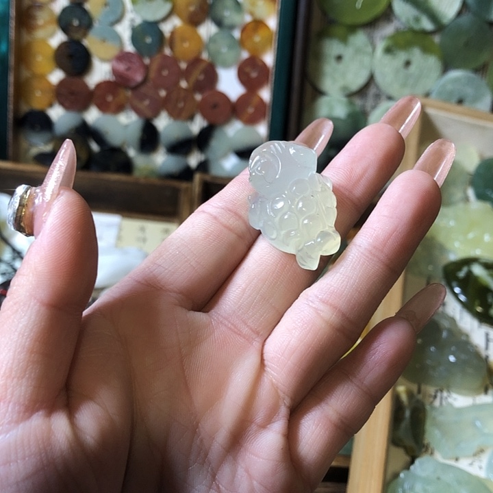 岫玉岫玉挂件未镶嵌